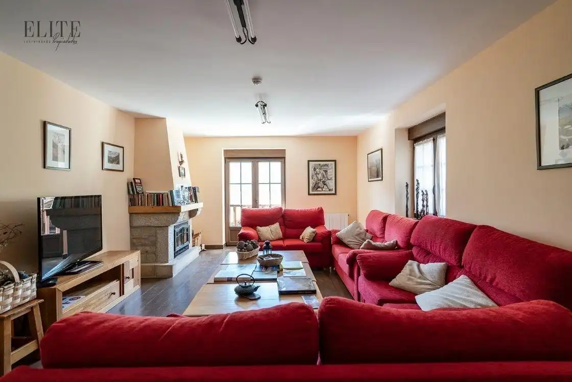 Living room of Houses for sale in Vega de Liébana  with Heating, Private garden and Terrace