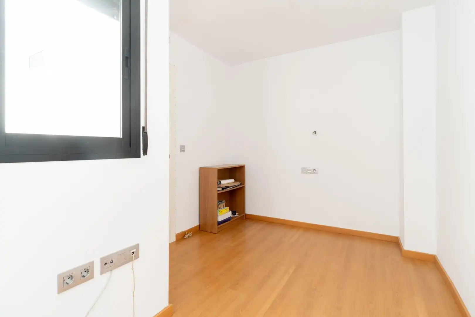 Habitación de Casa adosada en venta en Motril con Aire acondicionado, Terraza y Trastero