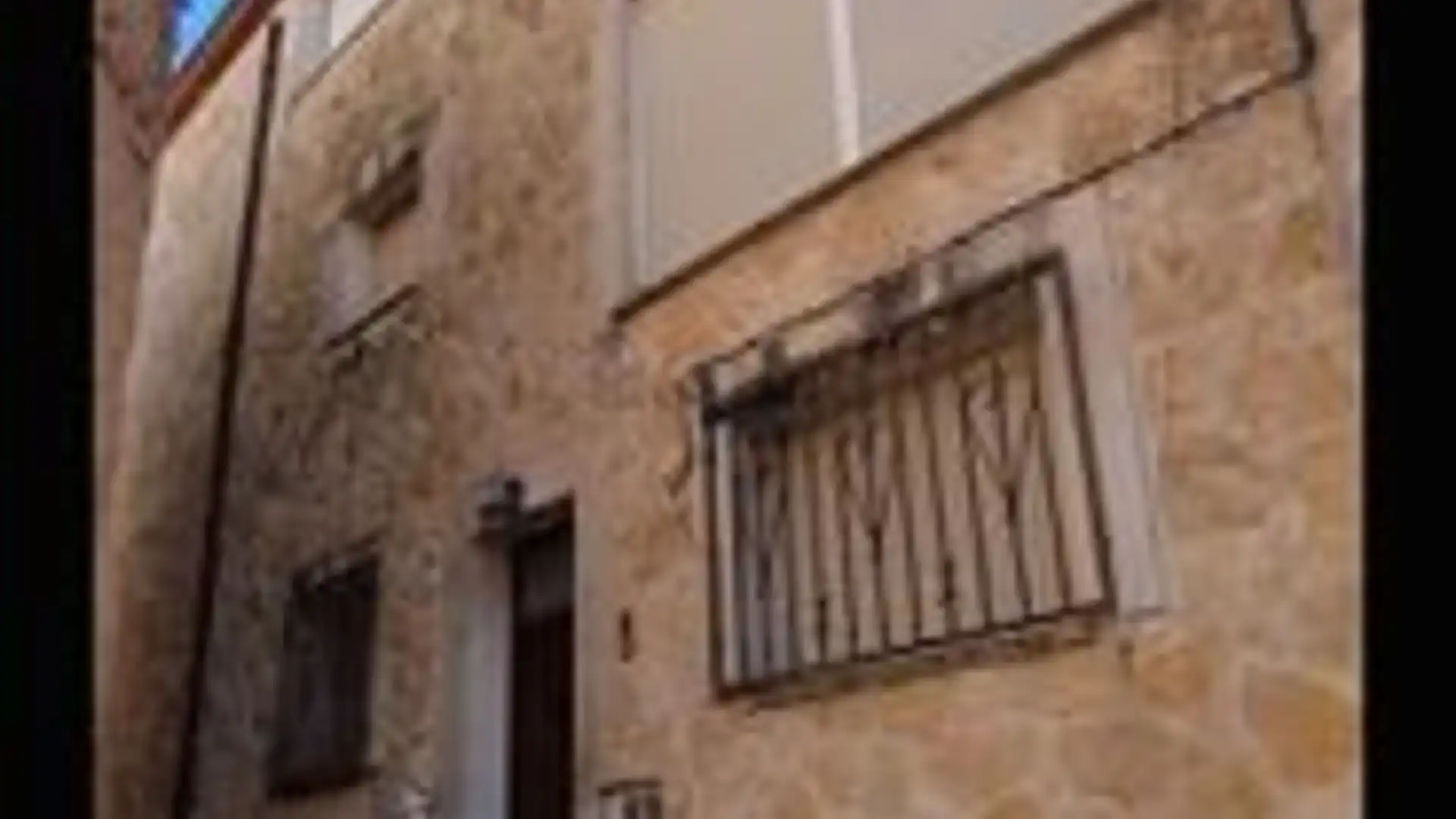 Vista exterior de Casa o chalet en venta en Arandilla con Terraza y Amueblado