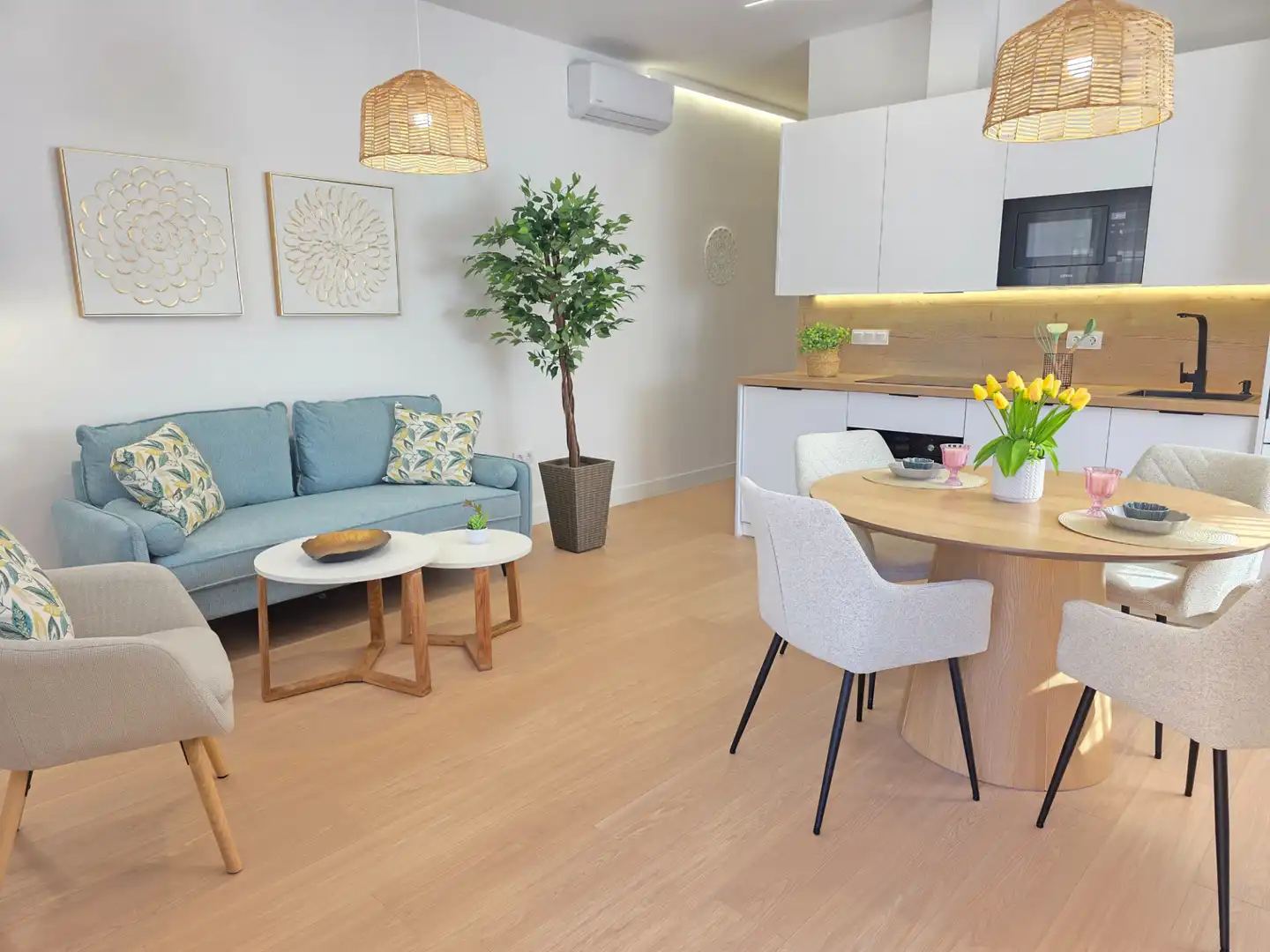 Sala de estar de Piso en venta en Granada con Aire acondicionado, Calefacción y Parquet
