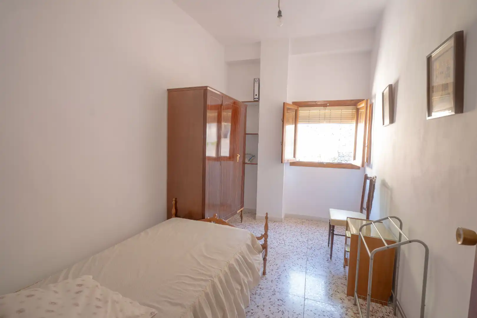 Habitación de Casa adosada en venta en Nevada con Amueblado y Balcón