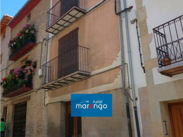 Casa-chalet en Venta en Morella