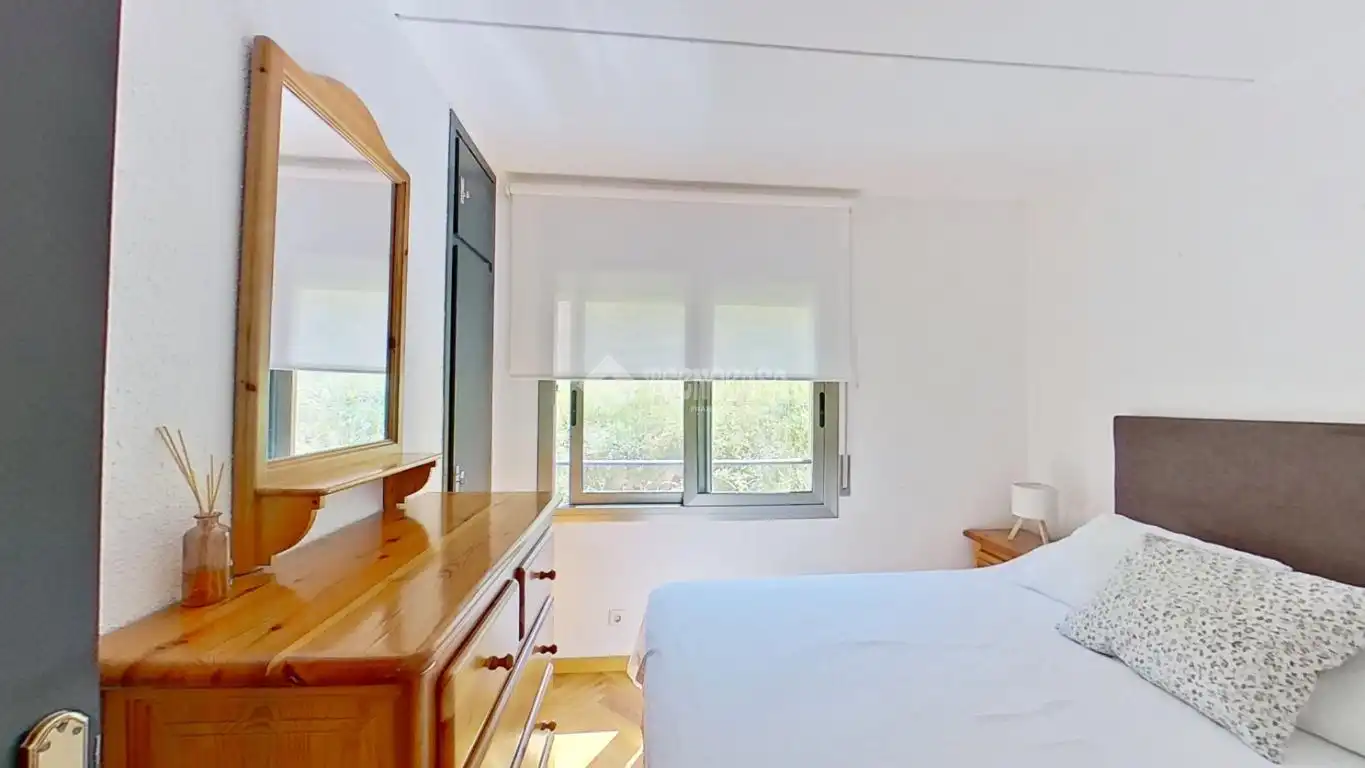 Bedroom of Flat for sale in Alp  with Heating