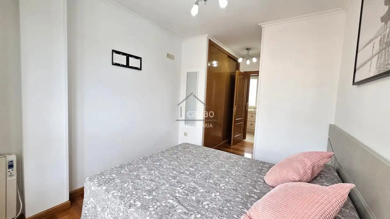 Habitación de Piso de alquiler en Ferrol con Calefacción, Trastero y Amueblado