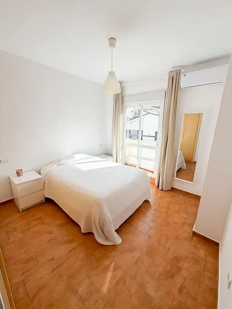 Dormitori de Casa adosada en venda en Alhaurín de la Torre amb Aire condicionat, Jardí privat i Terrassa