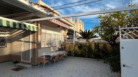 Foto 3 de Casa adosada en venda a Zona Carrefour - Urbanizaciones, Alicante