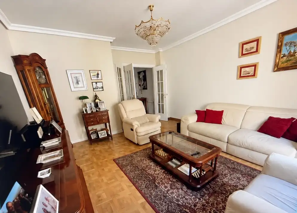 Wohnzimmer von Wohnung zum Verkauf in Madrid mit Klimaanlage, Heizung und Privatgarten