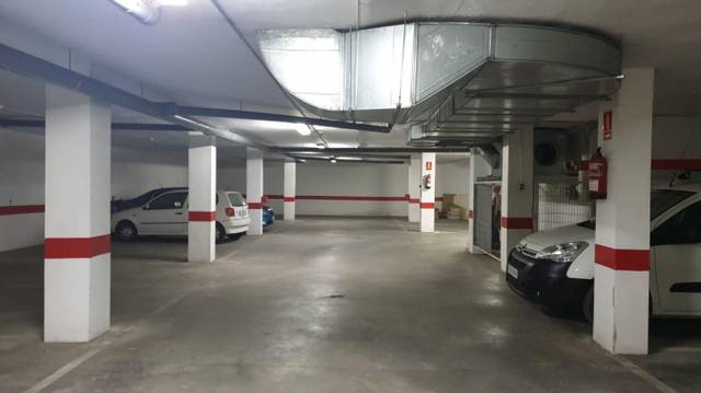 Garaje en Venta en Roquetas Pueblo