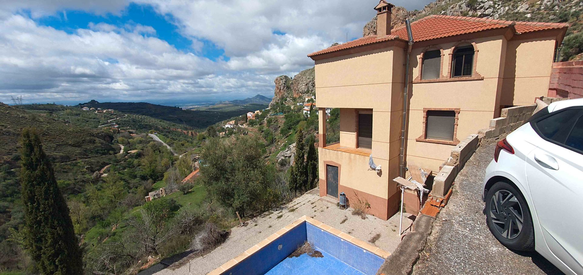 Piscina de Casa o xalet en venda en Cogollos de la Vega amb Jardí privat, Terrassa i Piscina