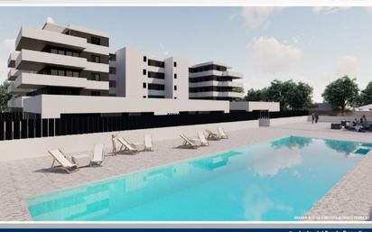 Swimming pool of Flat for sale in Águilas