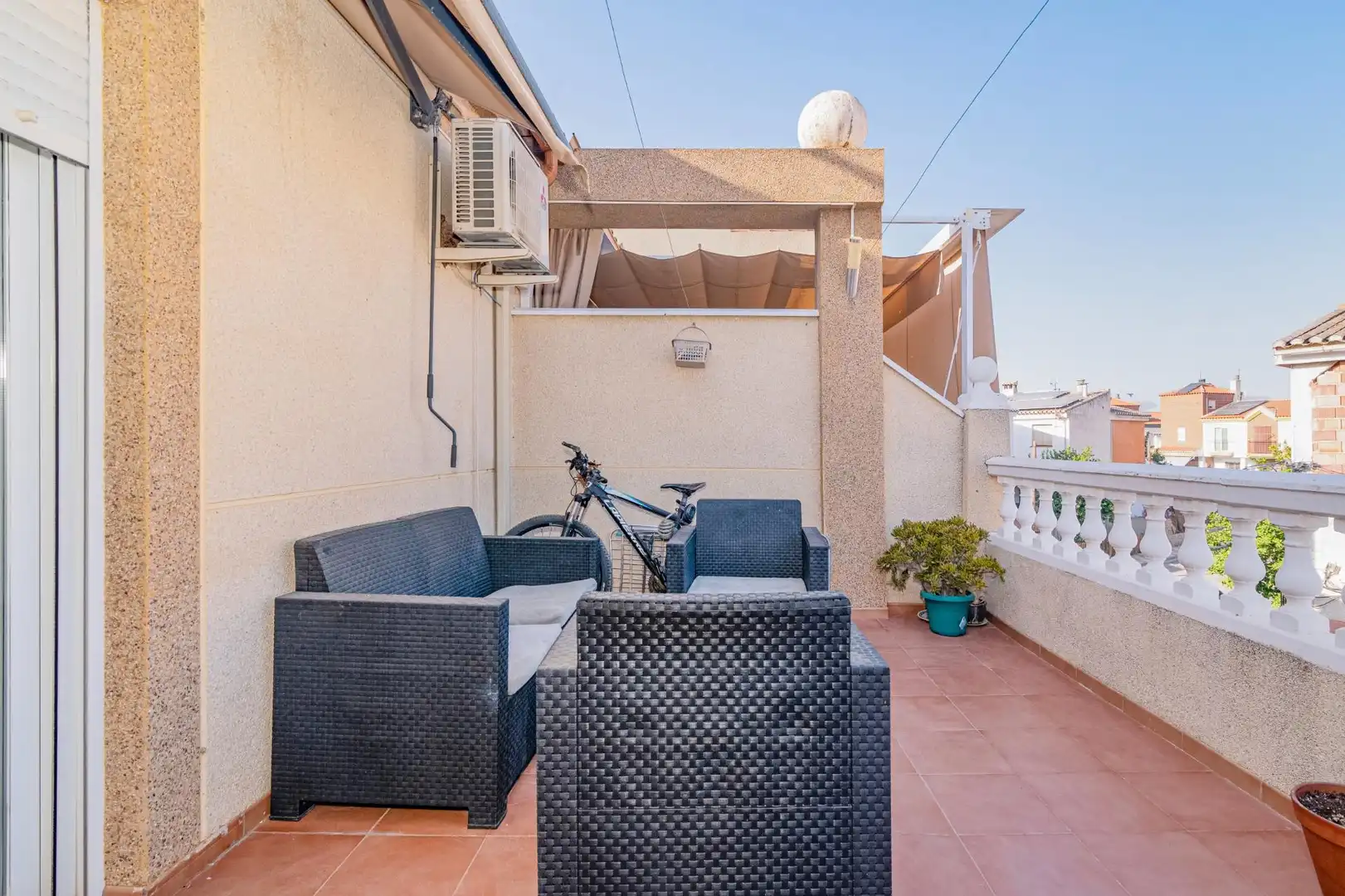 Terraza de Dúplex en venta en Vegas del Genil