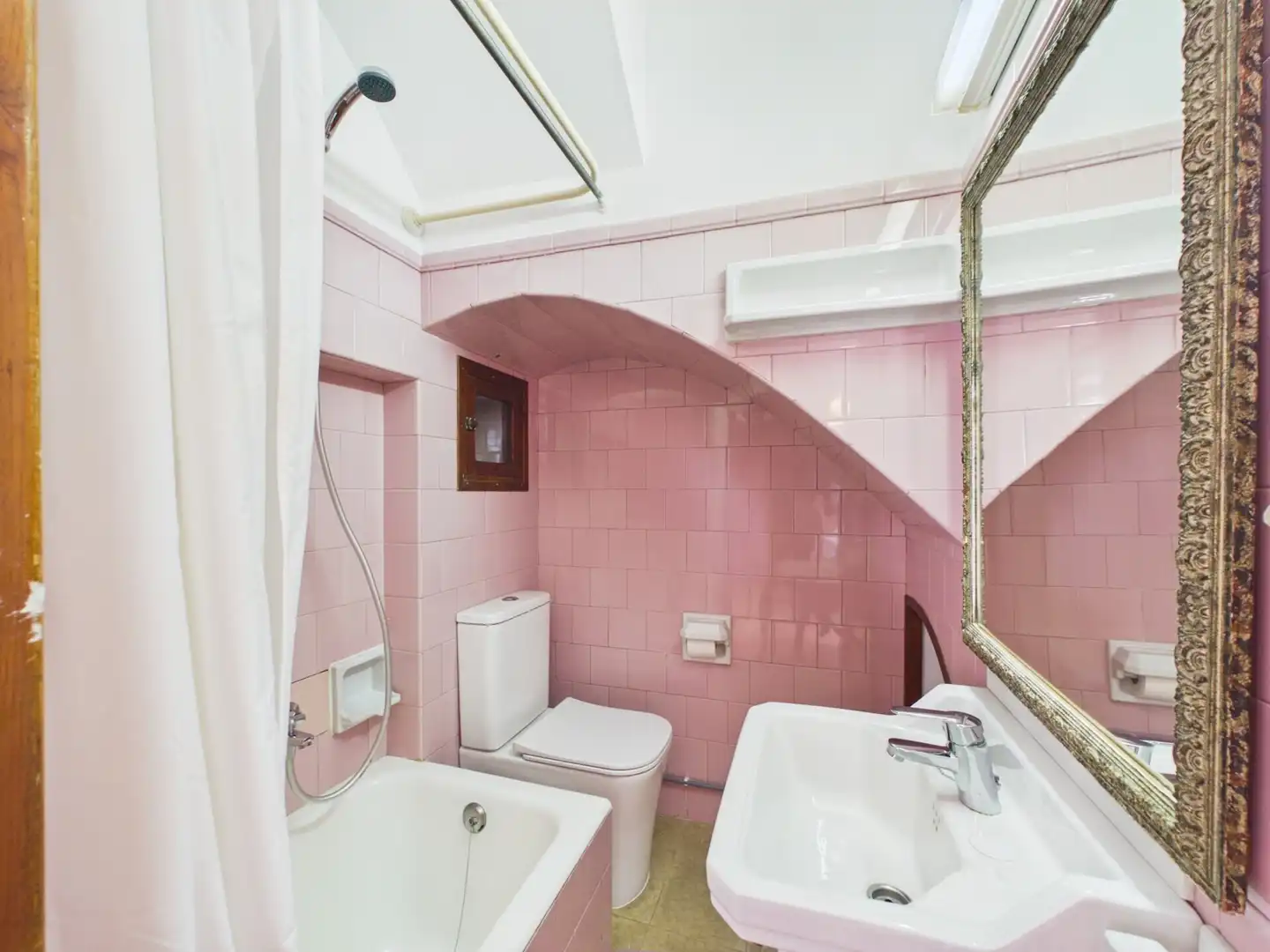 Bany de Apartament de lloguer en  Palma de Mallorca amb Aire condicionat