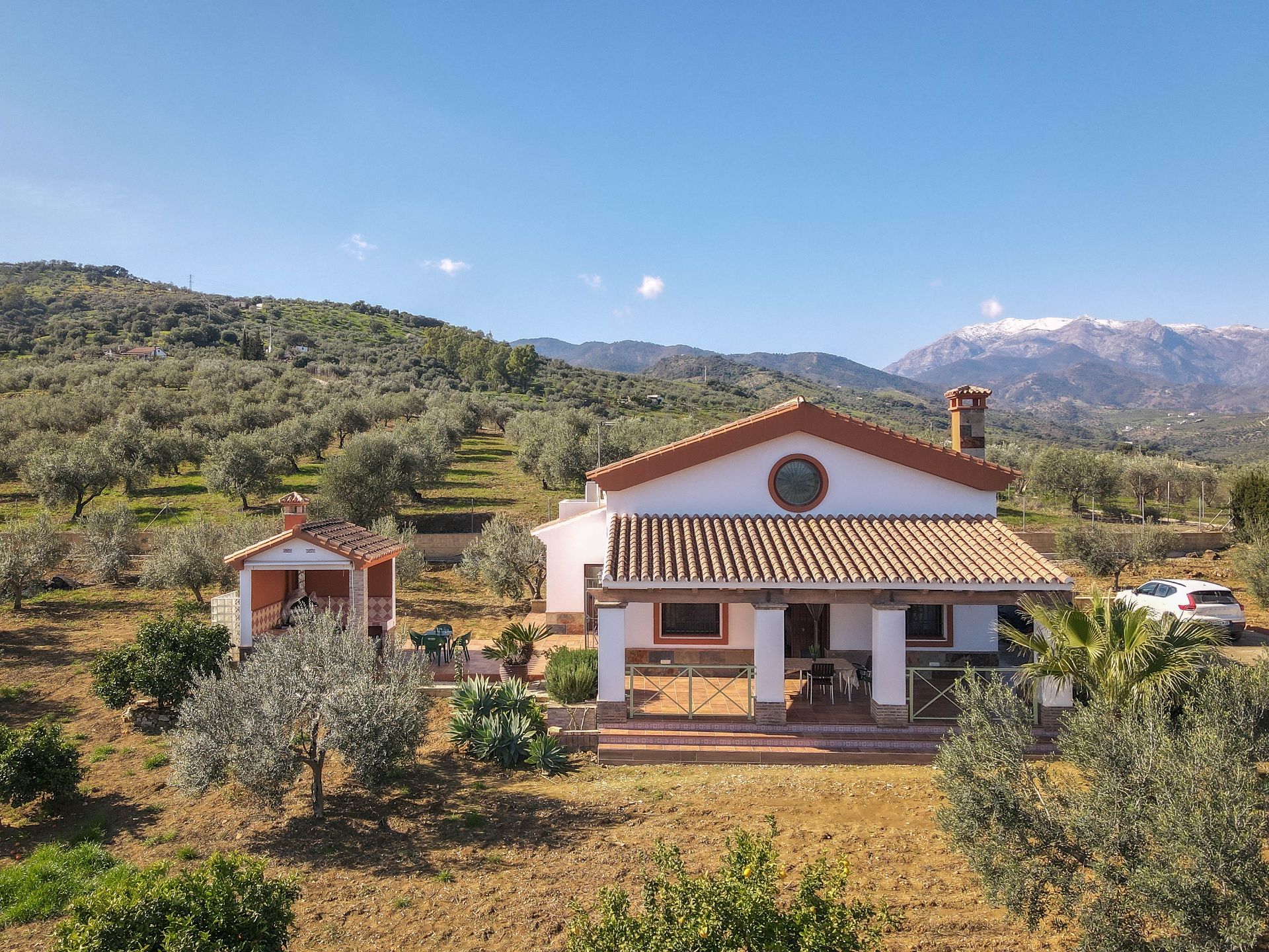 Vista exterior de Casa o xalet en venda en Guaro amb Jardí privat