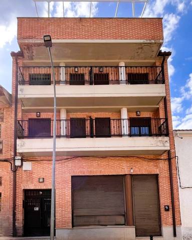 Piso en Venta en Calle San Francisco, 50 en Los Navalmorales