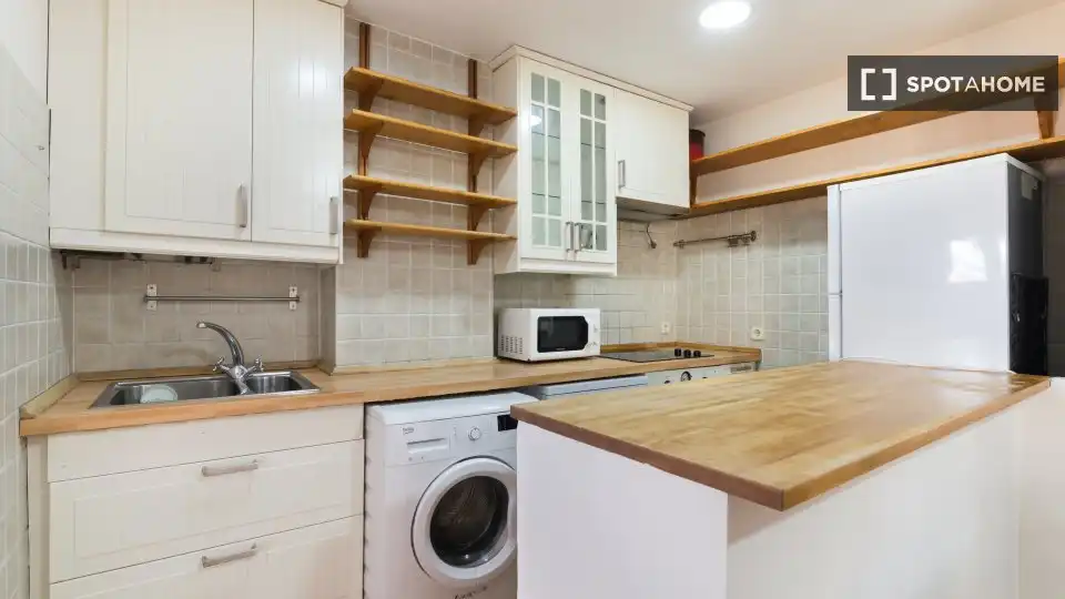 Wohnung mit Terrasse zur Miete in Latina, imagen 6