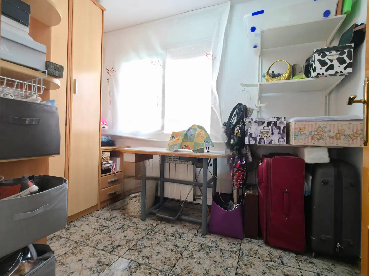 Habitación de Casa o chalet en venta en Sant Vicenç Dels Horts con Aire acondicionado, Calefacción y Jardín privado