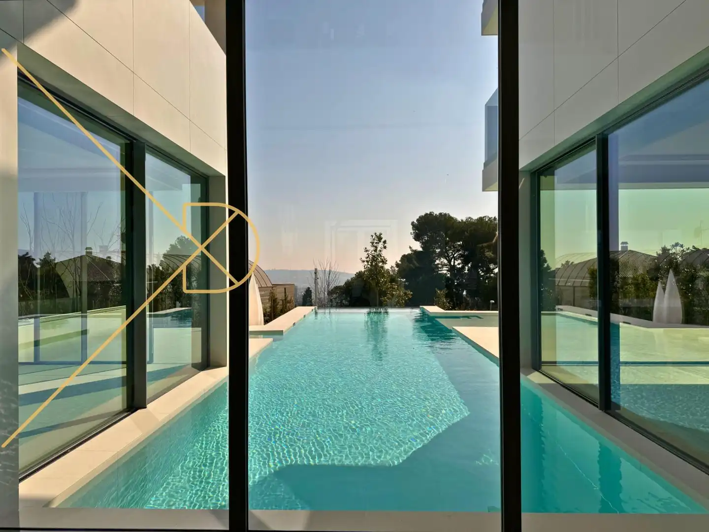 Piscina de Casa o chalet en venta en Barcelona con Aire acondicionado, Calefacción y Jardín privado