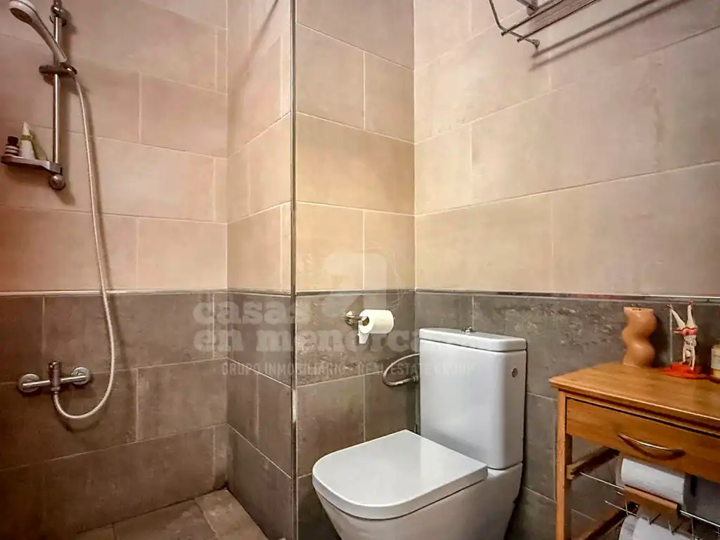 Bany de Apartament en venda en Es Castell amb Balcó