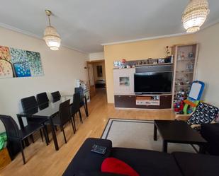 Living room of Flat for sale in Villaralbo  with Heating, Parquet flooring and Terrace