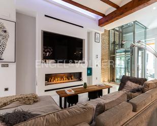 Sala d'estar de Apartament de lloguer en  Valencia Capital amb Aire condicionat, Calefacció i Terrassa
