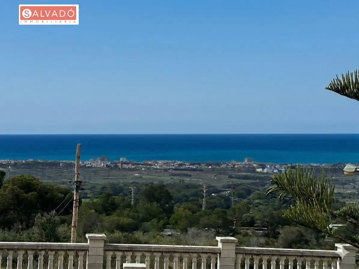 Vista exterior de Casa o chalet en venta en El Vendrell con Calefacción, Jardín privado y Terraza