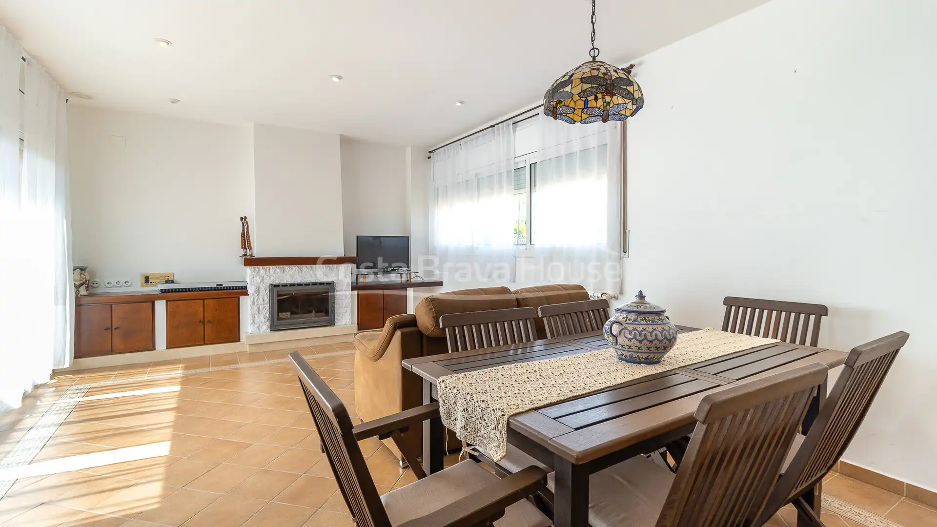 Sala de estar de Casa o chalet en venta en Calonge i Sant Antoni con Calefacción, Jardín privado y Parquet