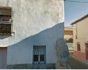 Vista exterior de Finca rústica en venda en La Parrilla  amb Balcó