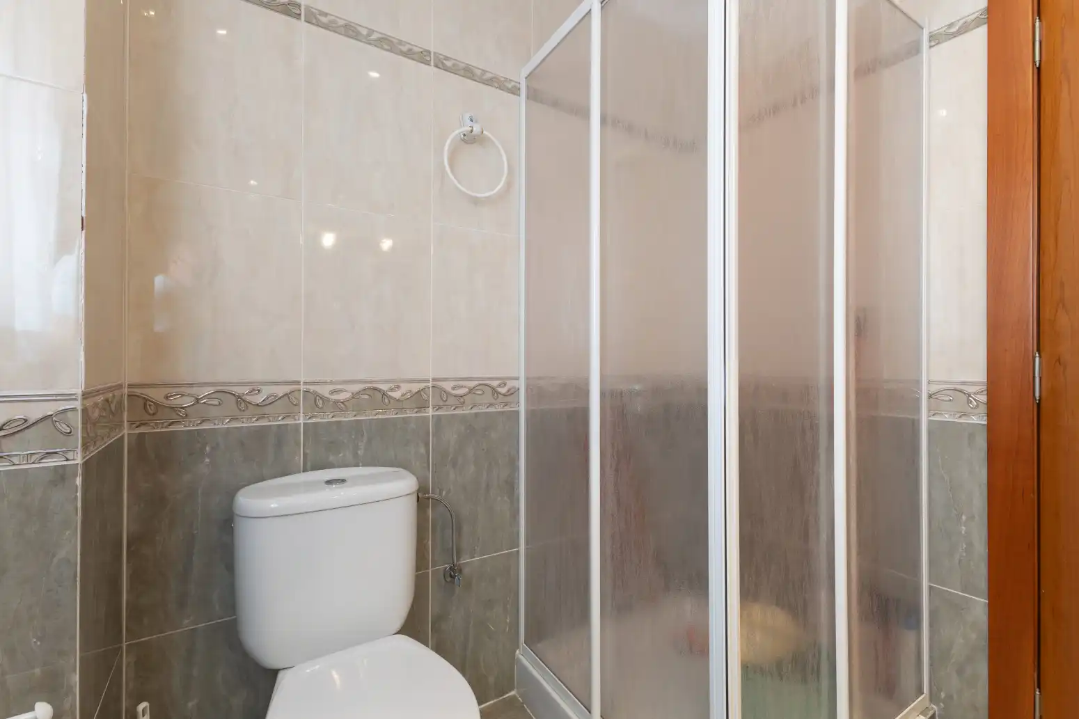 Bany de Casa o xalet en venda en Viver amb Terrassa i Moblat