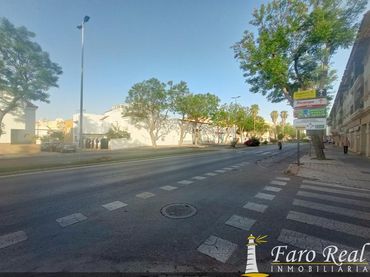 Aparcament en venda a V Centenario - Piletas - Capuchinos