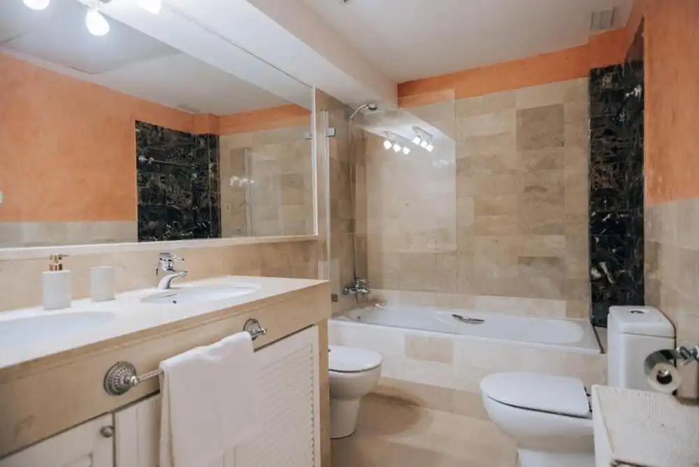 Ground floor with pool to rent in Río Real - Los Monteros, imagen 10