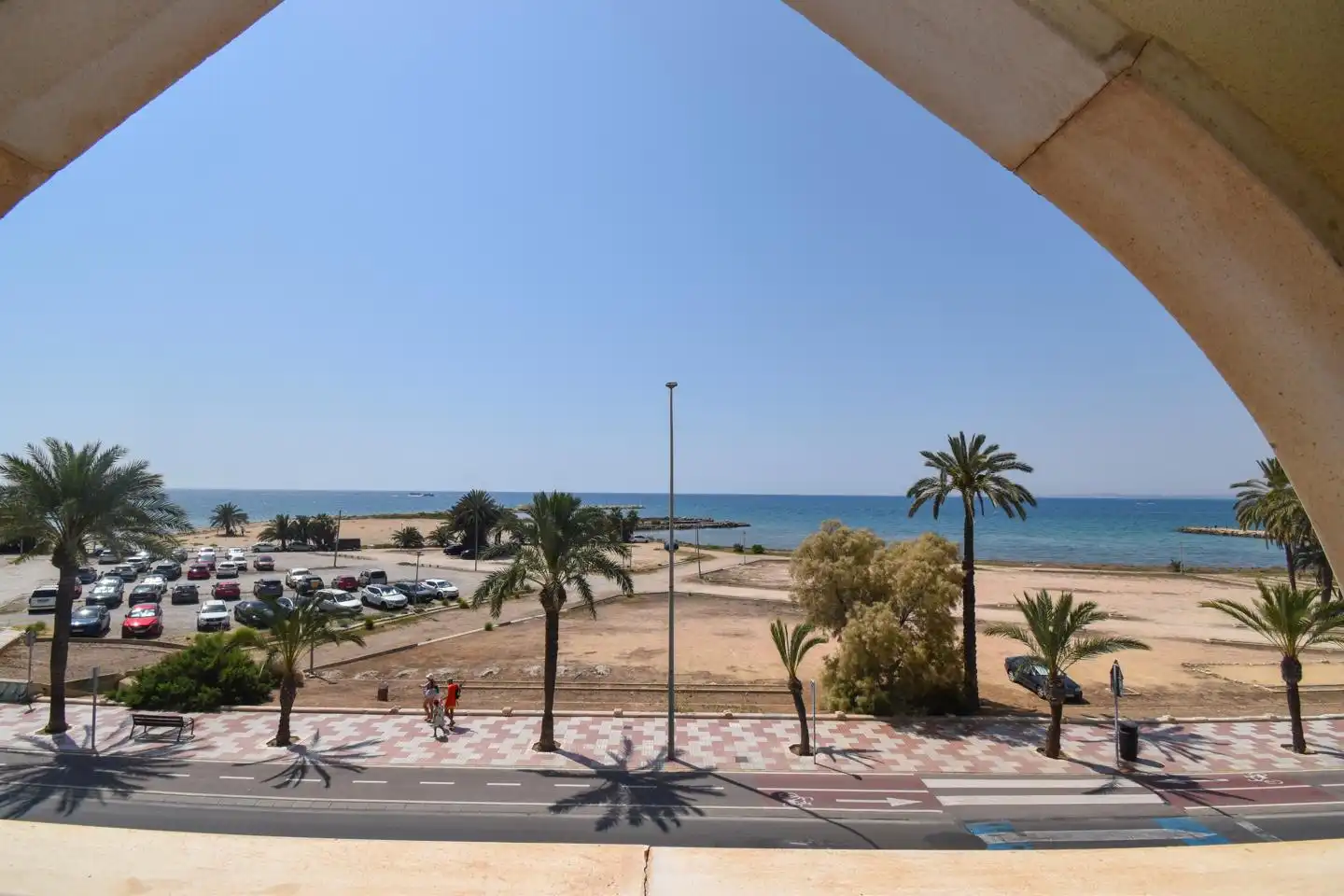Flat with pool for sale in Avenida Santiago Bernabéu