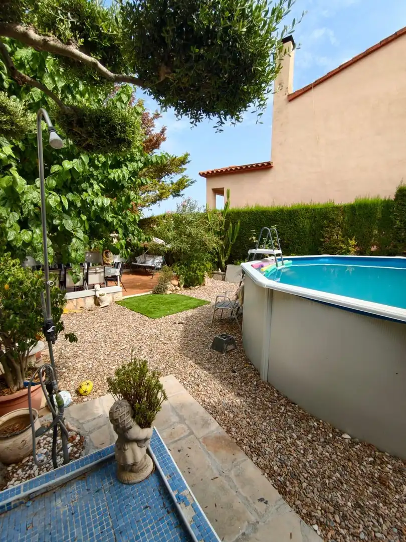 Piscina de Casa o xalet en venda en Valls amb Aire condicionat, Calefacció i Jardí privat
