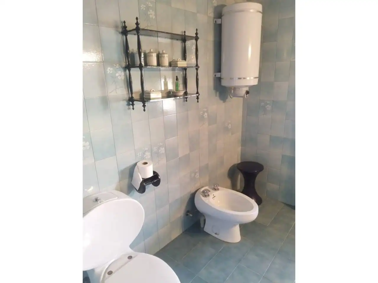 Baño de Casa adosada en venta en Susinos del Páramo con Calefacción, Terraza y Amueblado