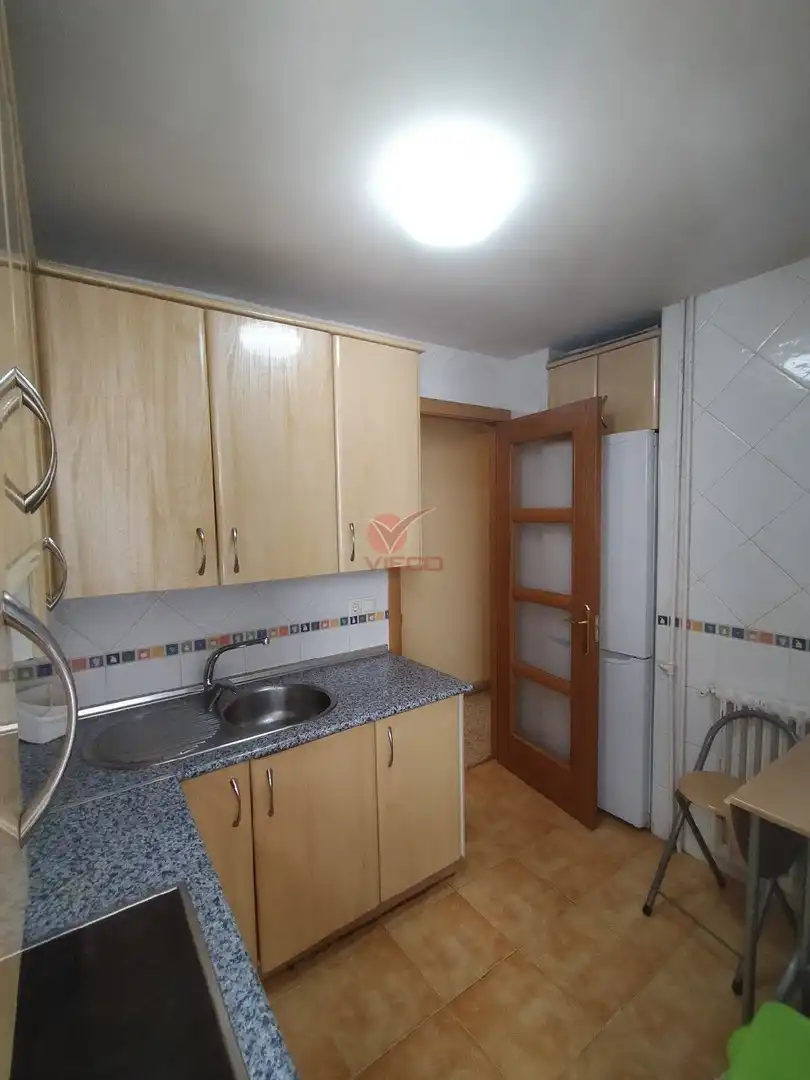 Cocina de Piso de alquiler en Cuenca con Calefacción, Terraza y Amueblado