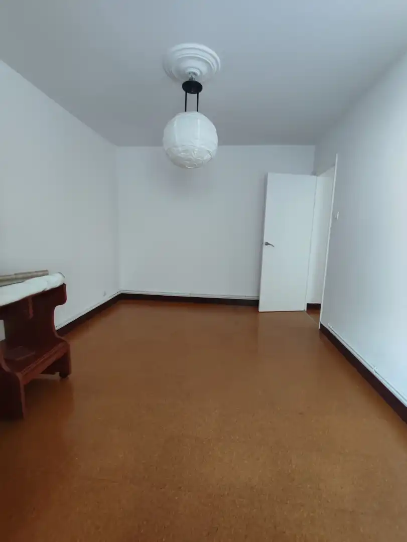 Piso en venta en A Coruña Capital  con Parquet, Terraza y Horno
