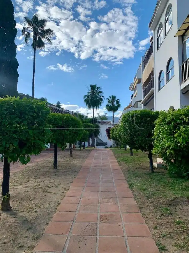 Außenansicht von Wohnung zur Miete in Fuengirola mit Heizung, Terrasse und Möbliert