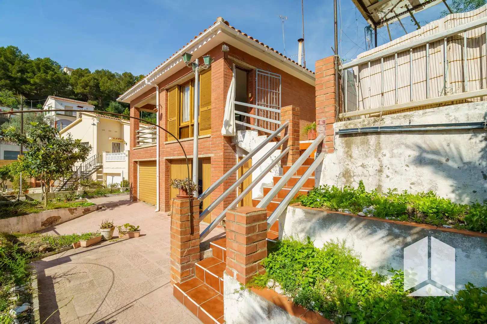 Vista exterior de Casa o chalet en venta en La Bisbal del Penedès con Trastero y Balcón