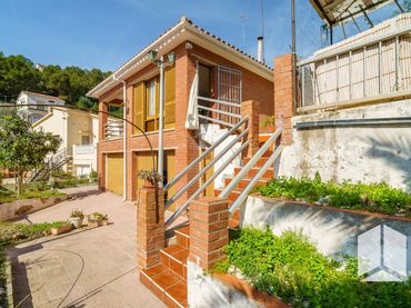 Haus mit Balkon zum Verkauf in Carrer Lliri
