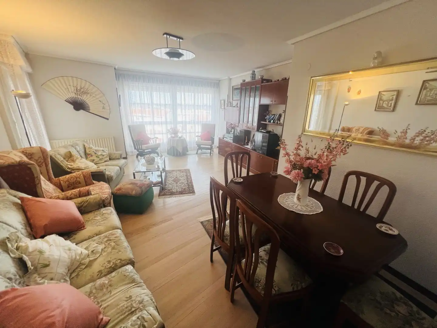 Wohnzimmer von Wohnung zum Verkauf in Colindres mit Heizung, Terrasse und Abstellraum