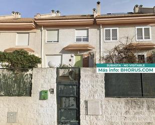 Vista exterior de Casa o xalet en venda en  Madrid Capital amb Jardí privat