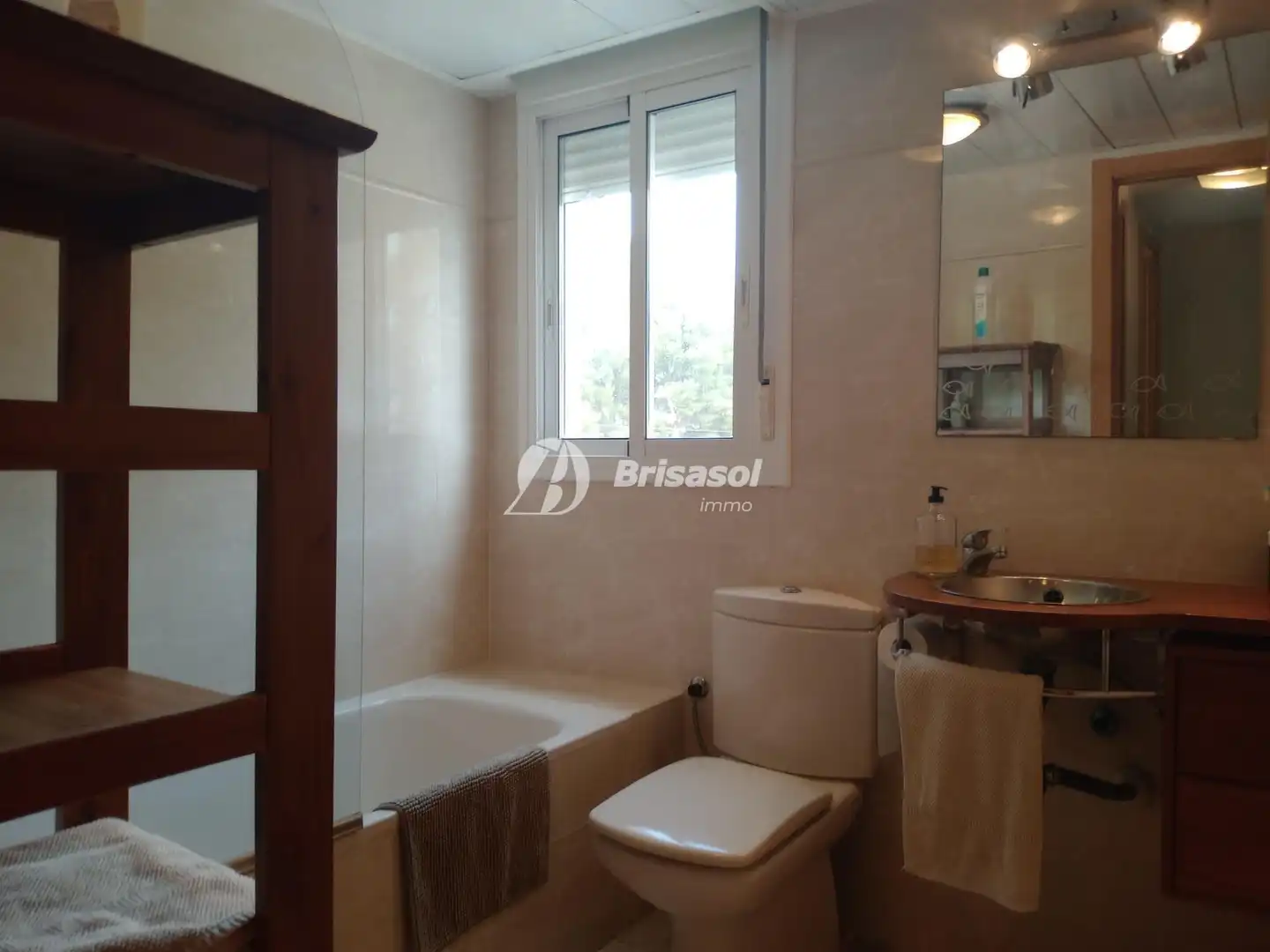 Apartamento con terraza en venta en Miami Platja, imagen 11