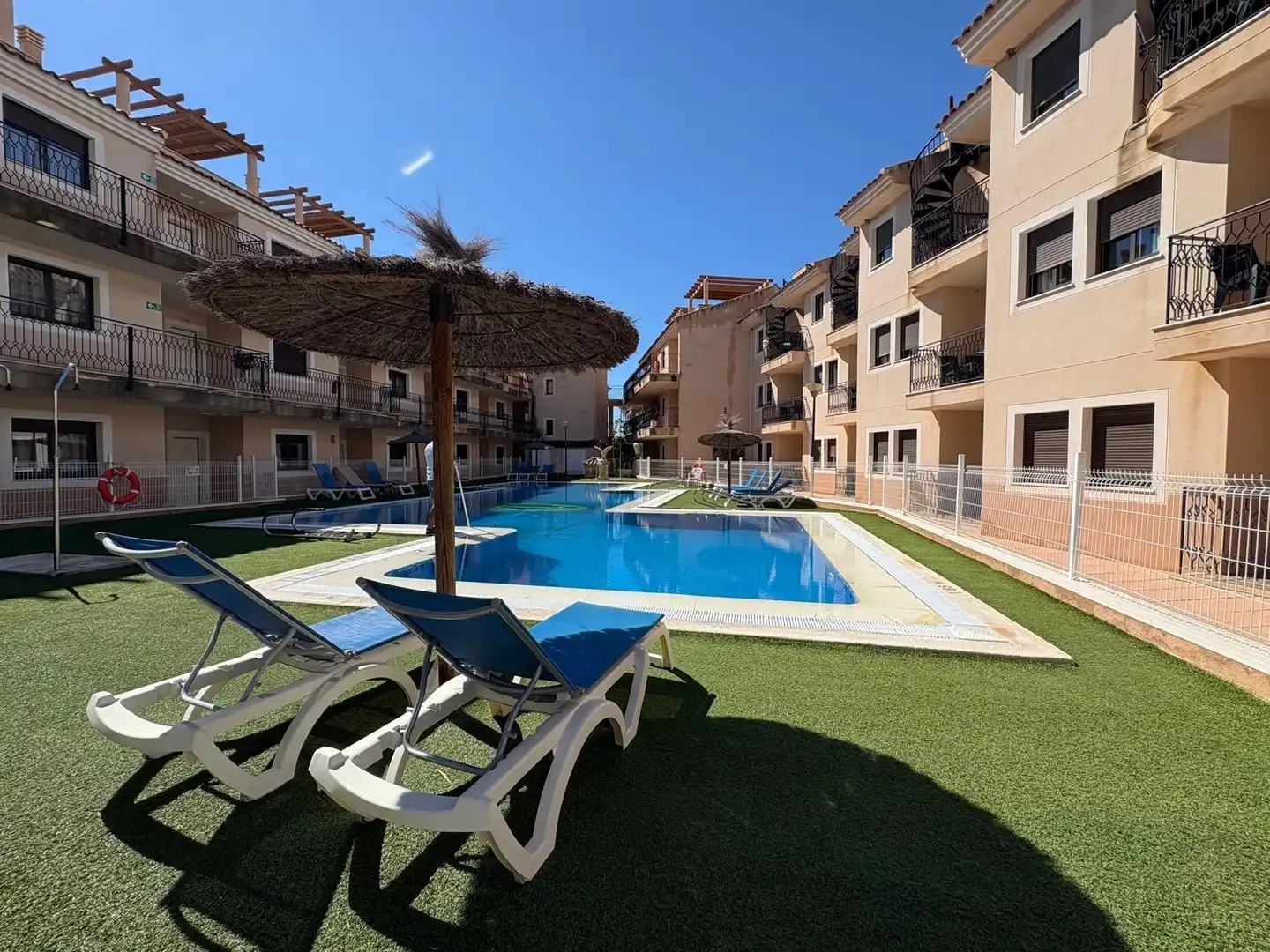 Piscina de Apartamento en venta en Águilas con Terraza