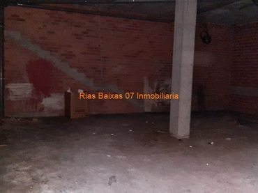 Local commercial à louer à Mos