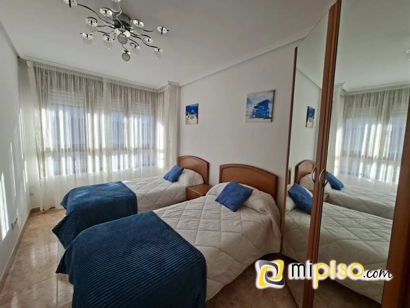 Habitación de Piso en venta en Bareyo con Calefacción, Terraza y Piscina