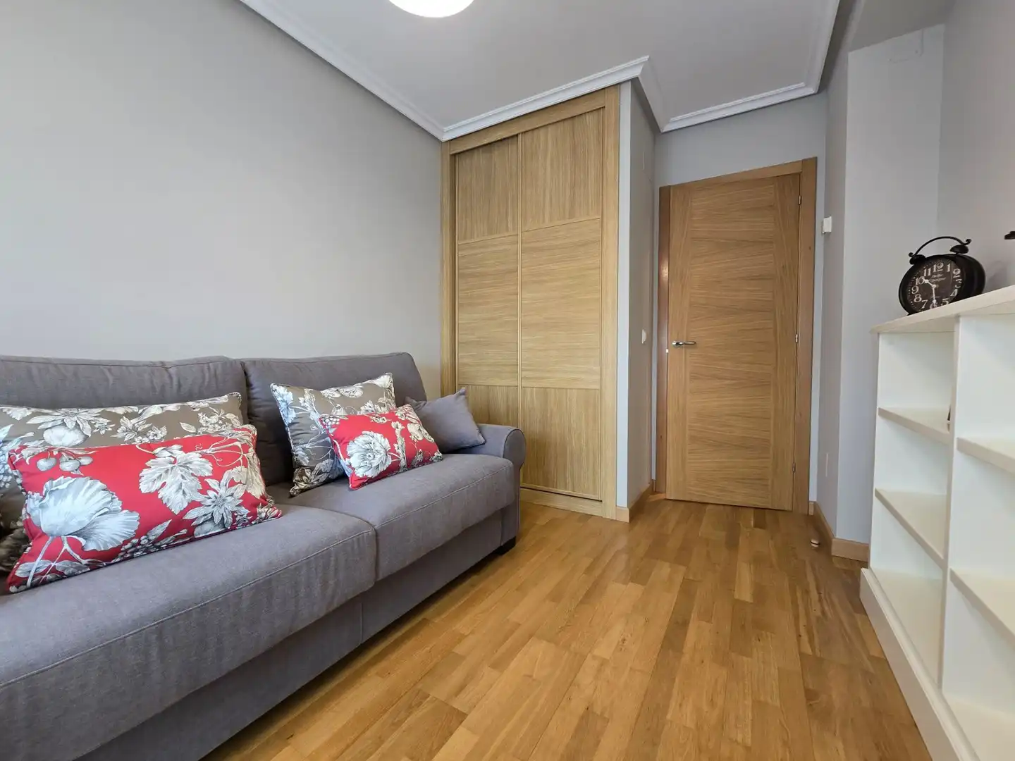 Habitación de Piso en venta en Llanes con Calefacción, Terraza y Trastero