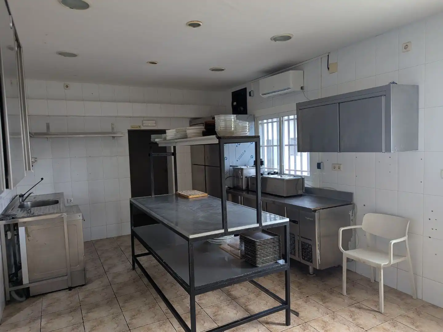 Cocina de Local de alquiler en Hontoba, Guadalajara