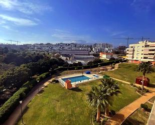 Piscina de Àtic de lloguer en Estepona amb Jardí privat, Terrassa i Piscina comunitària