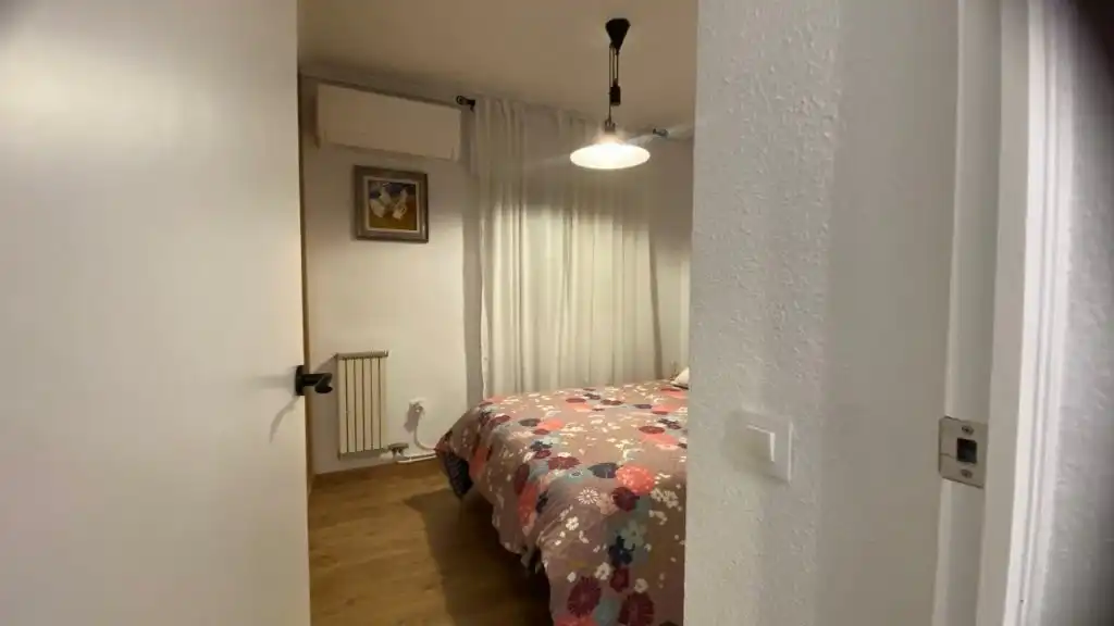 Dormitori de Casa o xalet en venda en Cadalso de los Vidrios amb Aire condicionat, Calefacció i Jardí privat