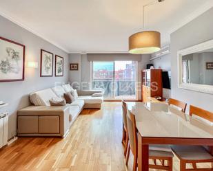 Living room of Apartment to rent in  Barcelona Capital  with Air Conditioner, Heating and Balcony