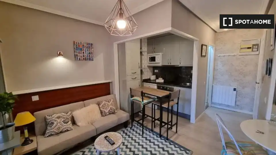 Zimmer in Salesas - Foncalada - Campoamor